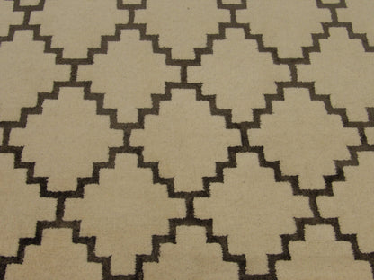 Moroccan diamond rug border detail