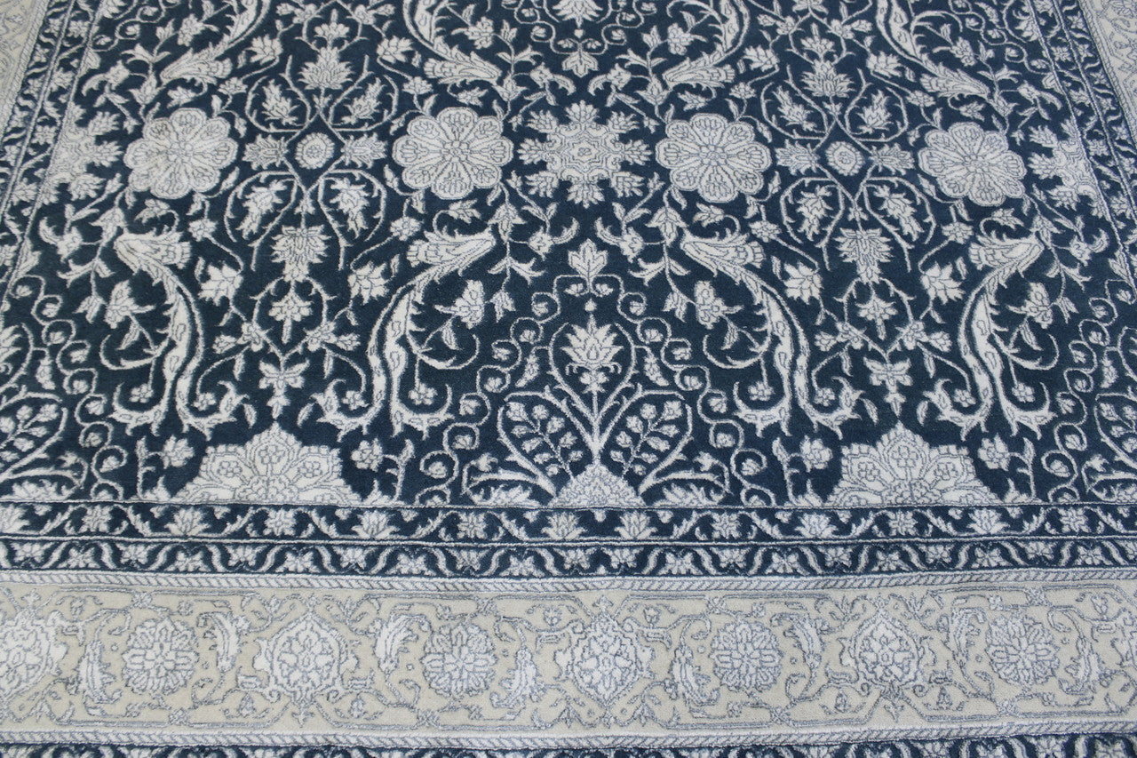 Traditional Haji Jalili rug corner detail