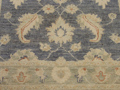 Oushak Chobi Natural Dye rug border detail