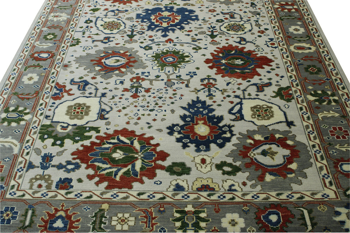 Oushak Ziegler rug border detail