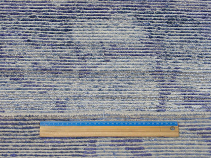 Blue & Gray Modern Silky Abstract rug in room setting