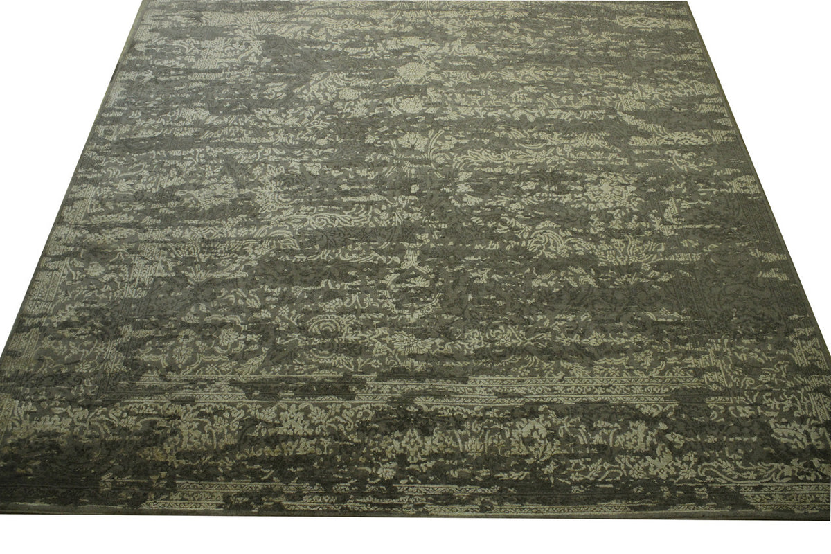 Close-up of wool-silk pile, Gray & Beige rug