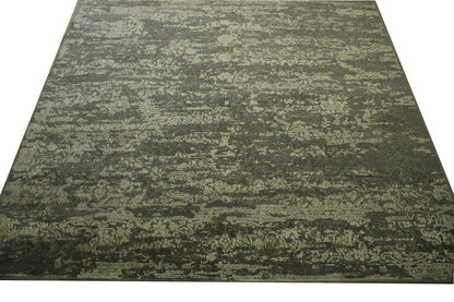 Close-up of wool-silk pile, Gray & Beige rug