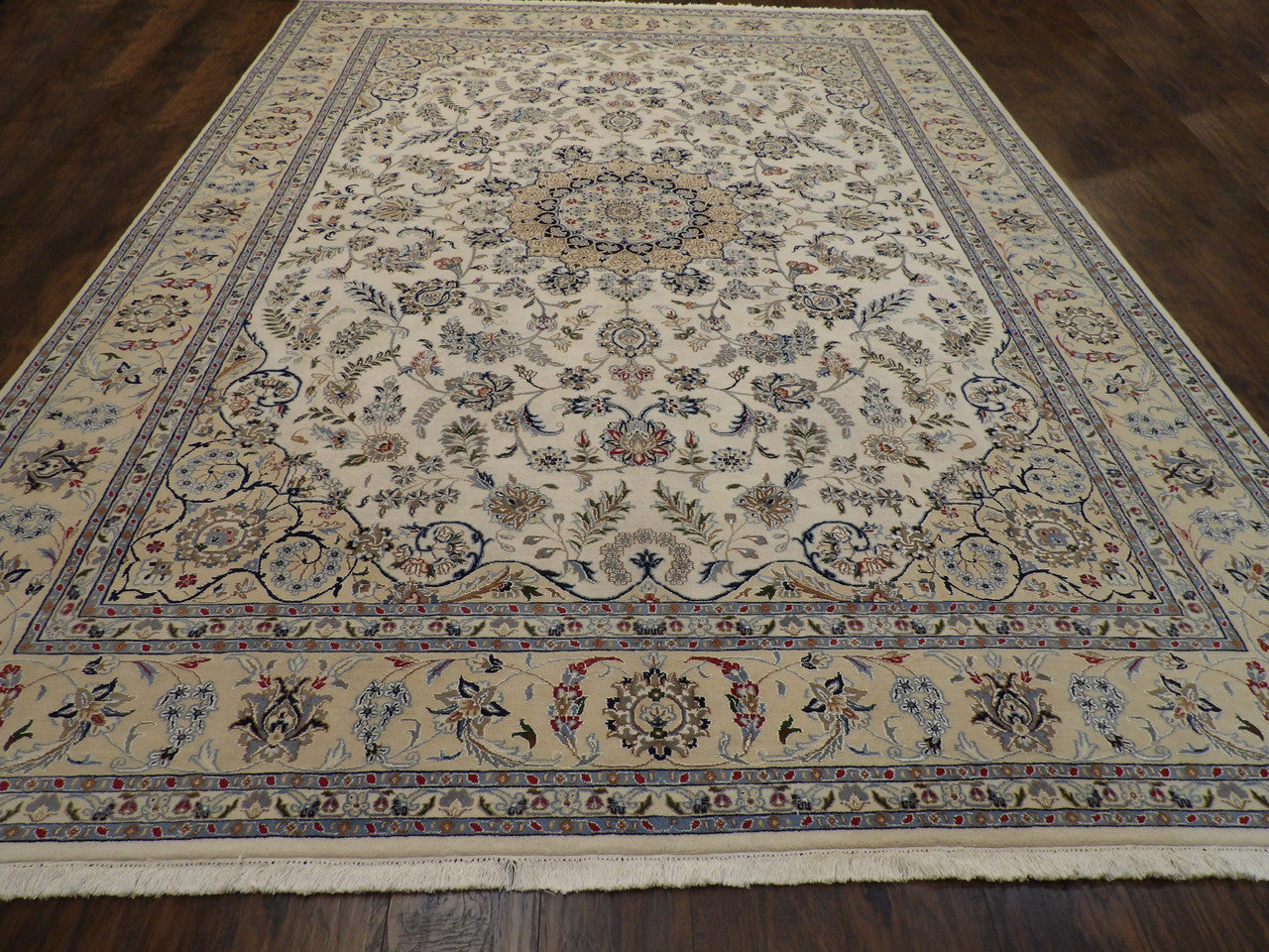 Fine Persian Nain rug corner detail