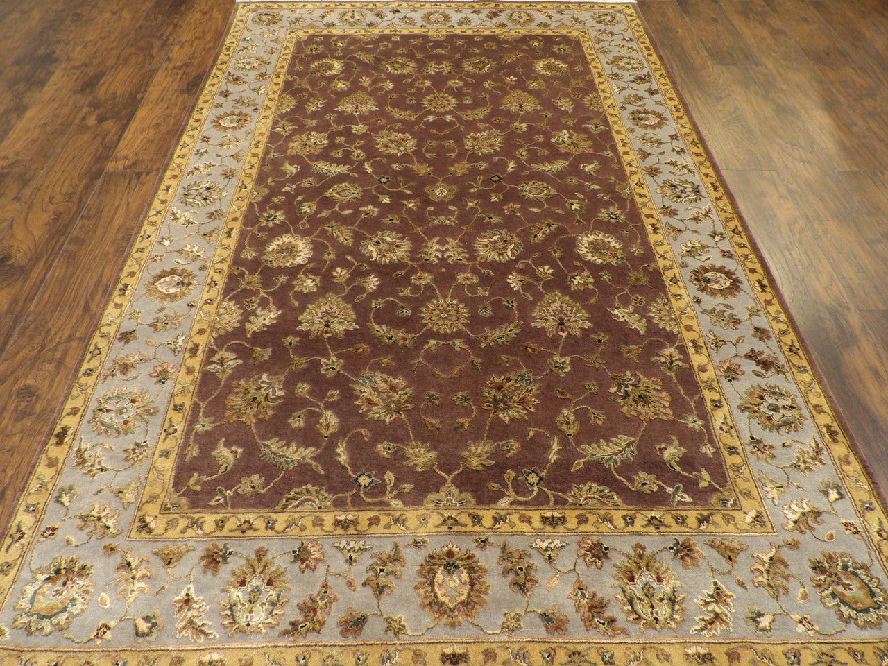 Fine Transitional Jaipur Floral Design rug corner detail