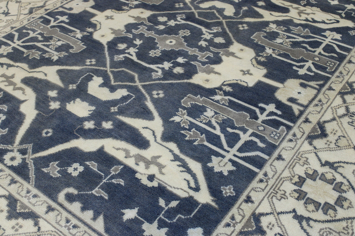 Oushak Ziegler rug corner detail