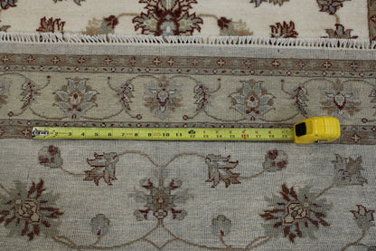 Beige Traditional Indo Agra Chobi rug in room setting