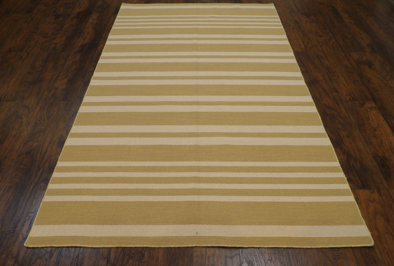 Close-up of flat-weave wool texture
