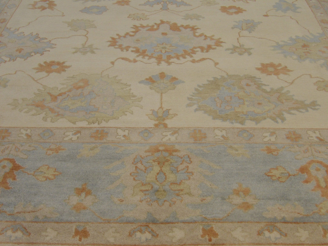 Turk Oushak Natural Dye rug corner detail