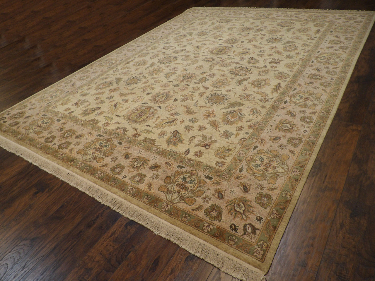 Kashan pattern detail, tie-dye finish
