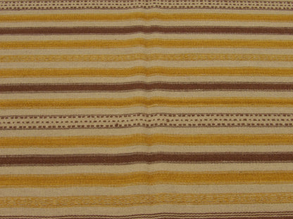 Coastal rug border detail