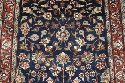 Traditional Fine Heraki rug border detail
