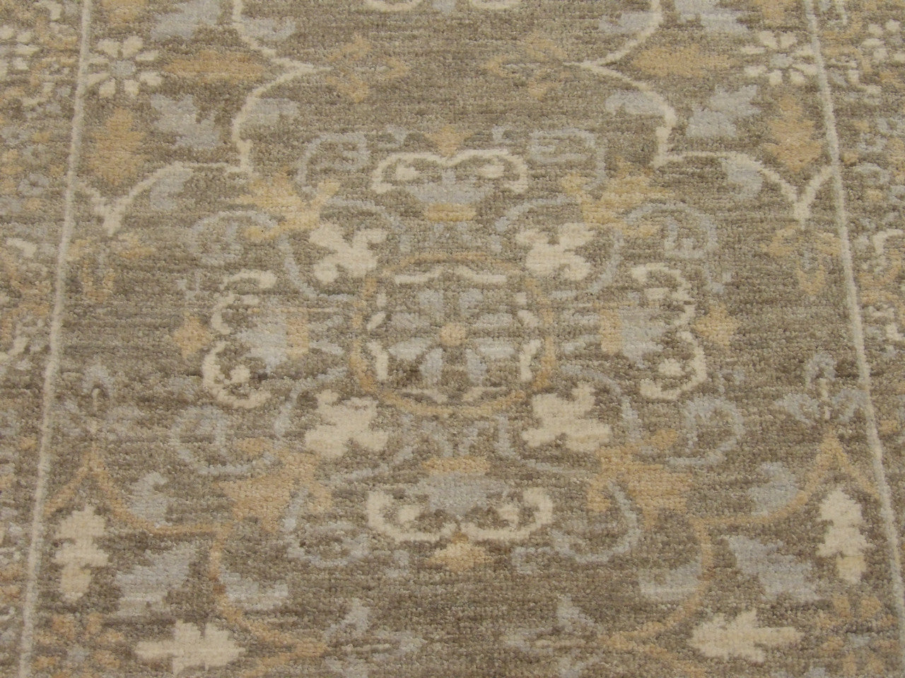 Full view of Persian Mamluk rug