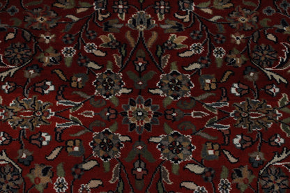 Full view of Traditional Mahal Design rug