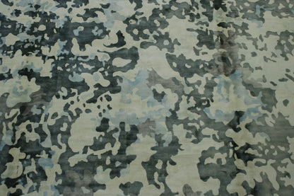 Modern Abstract Broken Design rug border detail