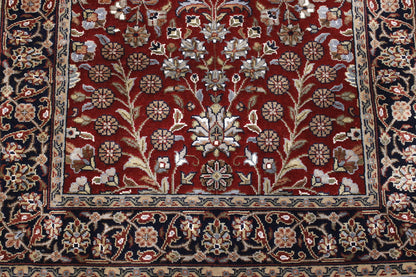 Traditional Fine Heraki rug corner detail