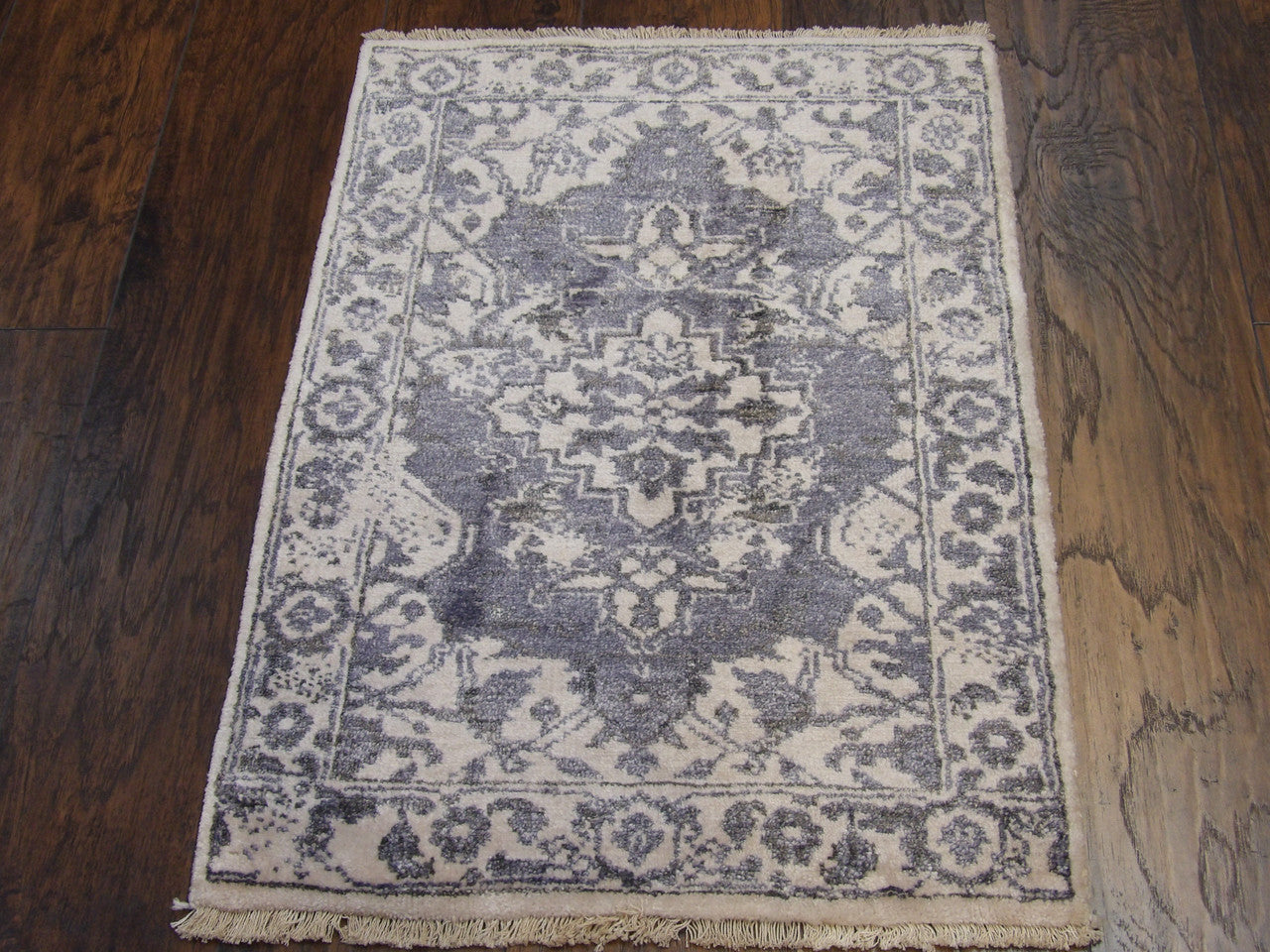 Close-up of silk pile, Blue & White rug