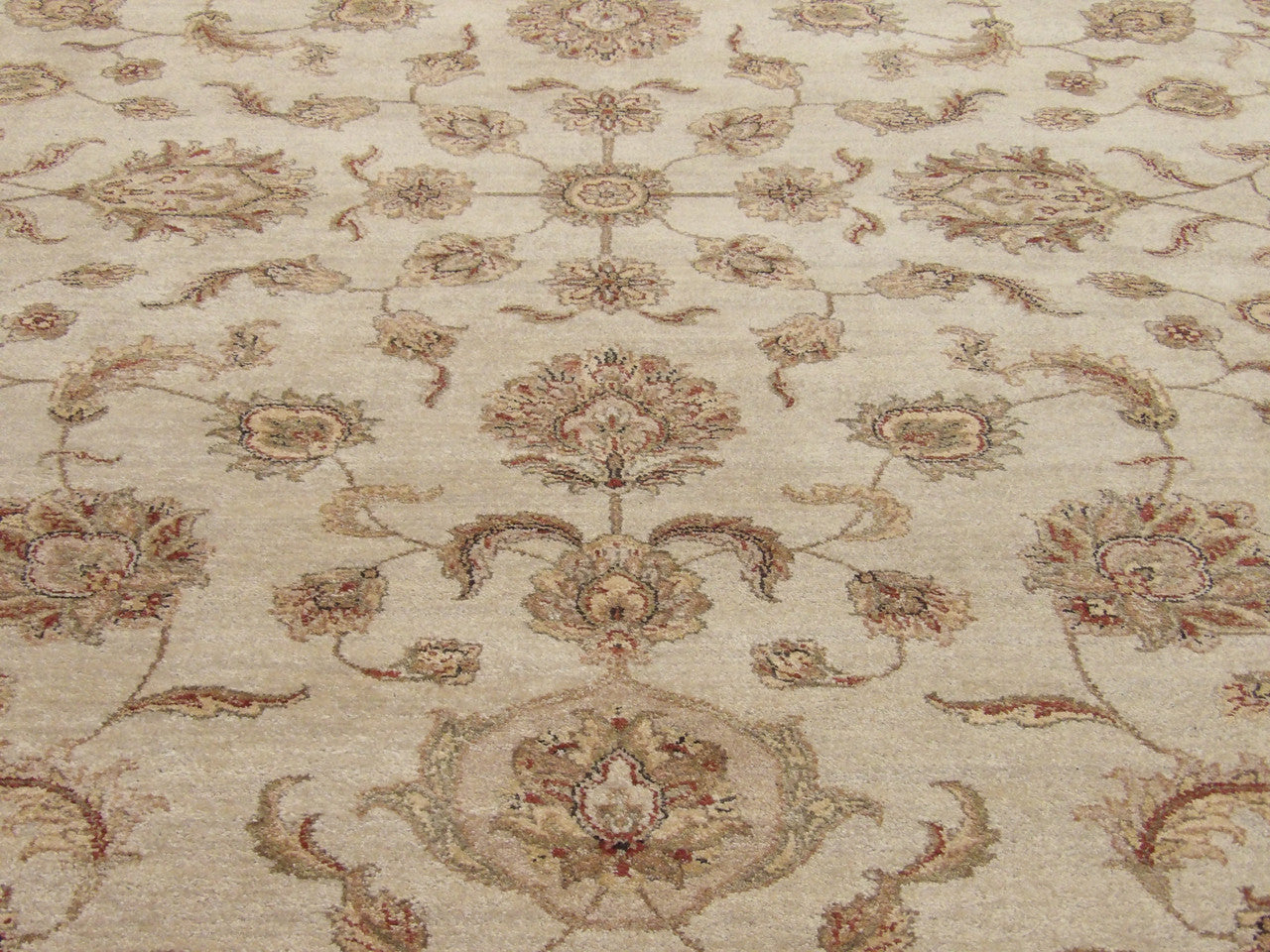 Agra Ziegler rug texture close-up