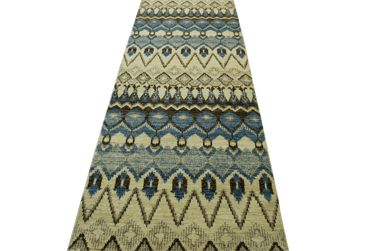 Close-up of wool pile, Blue, Beige & Brown rug
