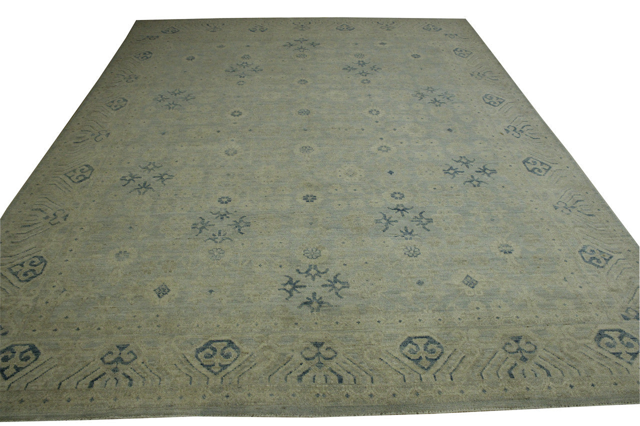Oushak Wash Chobi rug border detail