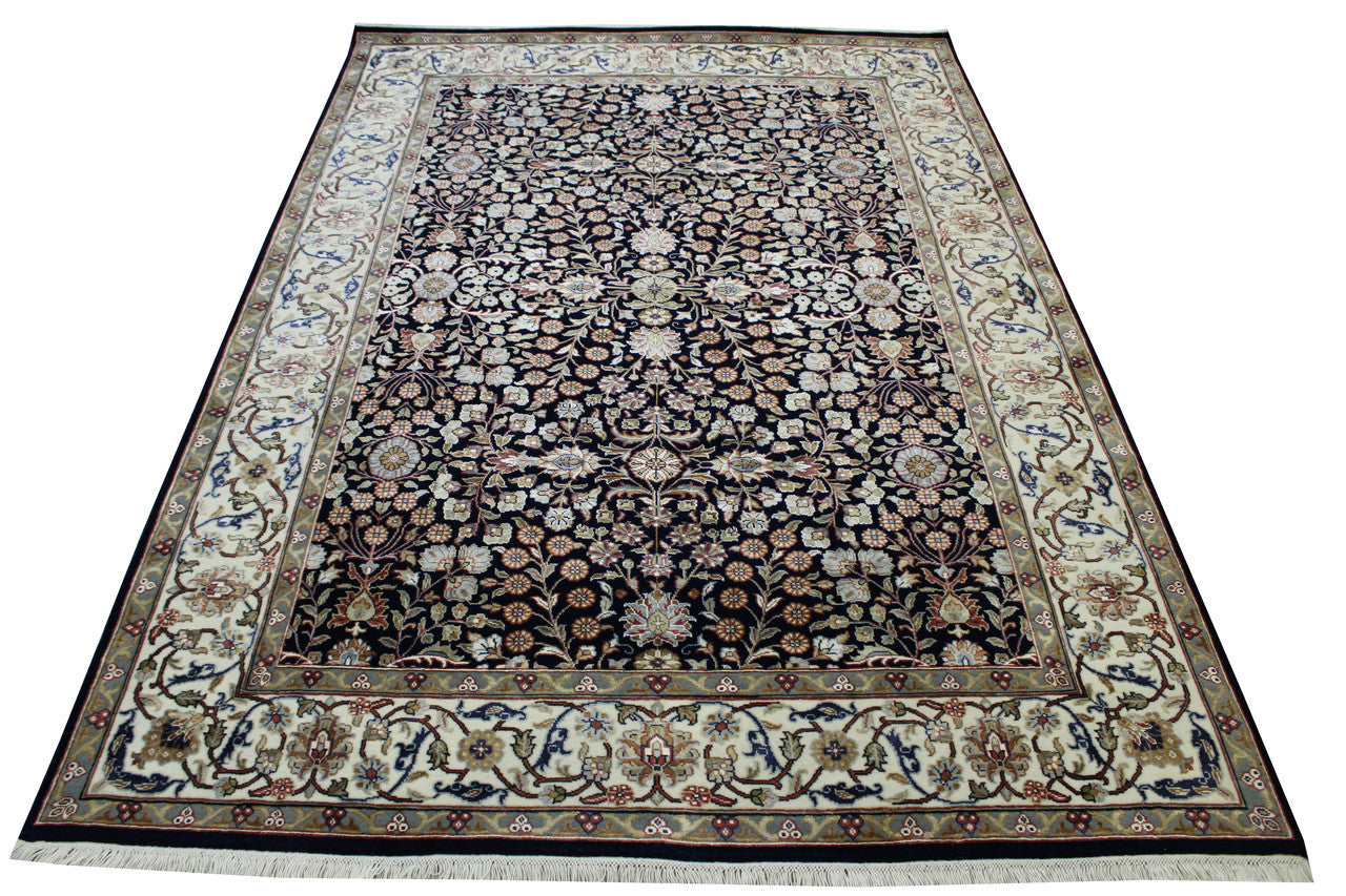 Traditional Fine Heraki pattern detail