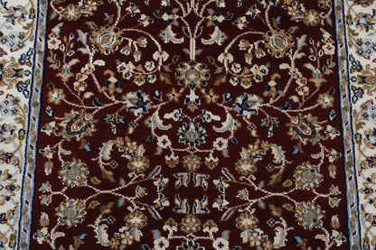 Traditional Fine Nain Design rug border detail