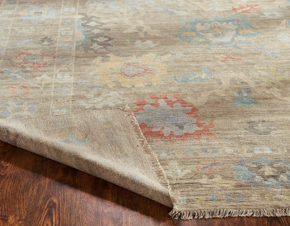 Hand knotted Wool & Silk Oushak Rug KAA8910
