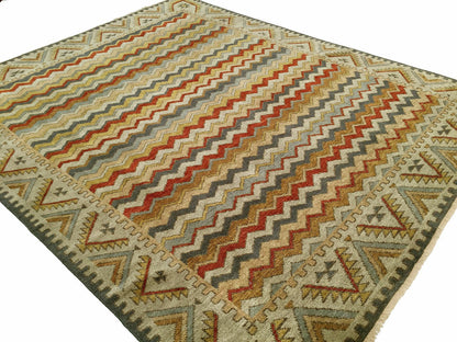 Hand Knotted Wool Classic/Fade Rug KBR7980