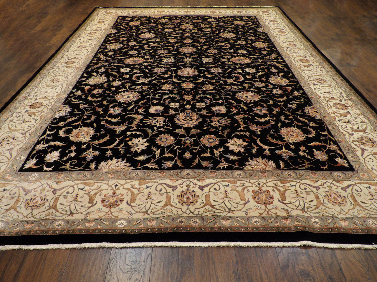Fine Persian Kashan 10'0"x14'0" Hand-knotted Rug -W569
