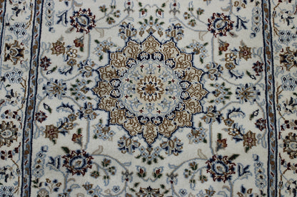 Traditional Fine Nain Design Wool/Silk Hand Knotted 2.11x8.5 -w2372