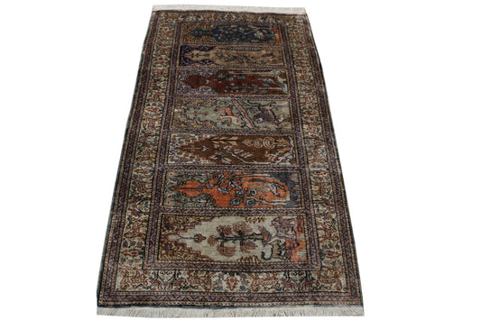 Traditional Prayer Baktiyar Rug Silk Hand Knotted Rug 2x4 - w5009
