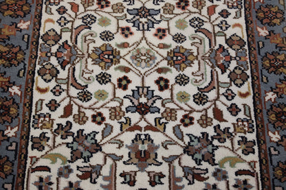 Traditional Indo Herati Wool Hand Knotted 2.5x4.9 -w2170