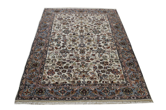 Traditional Heraki Design Wool Hand Knotted Rug 4x6 - w2204