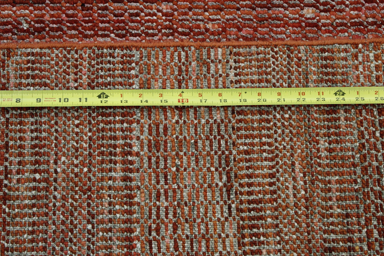 Close-up of wool pile, Beige & Rust rug