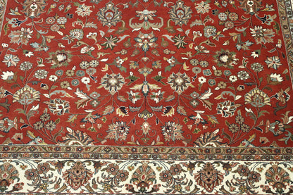 Traditional Fine Herati rug border detail