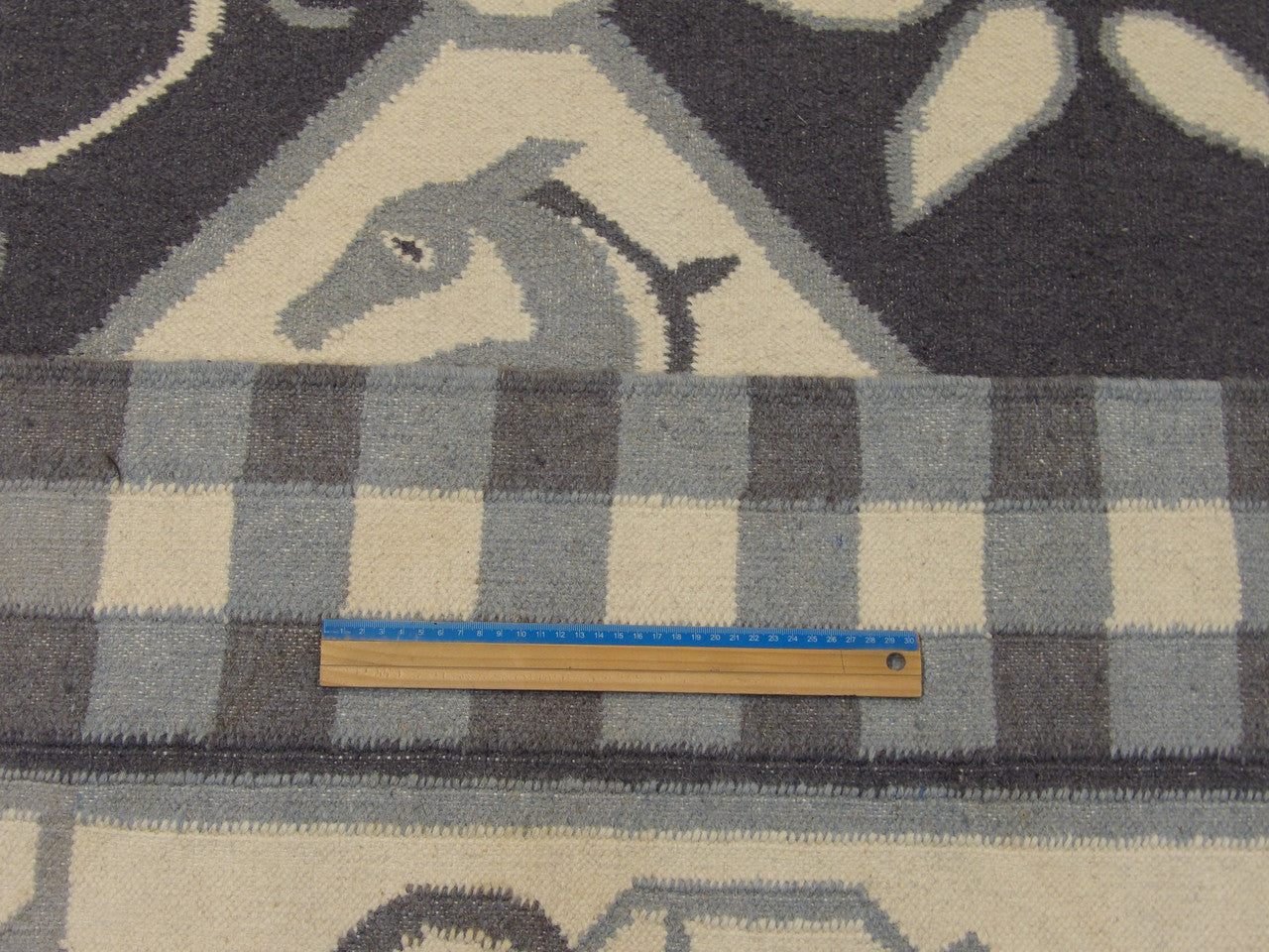 Blue & White Coastal Flat Weave Indoor/Outdoor Beach rug in room setting