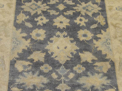 Wash Turk Oushak rug border detail