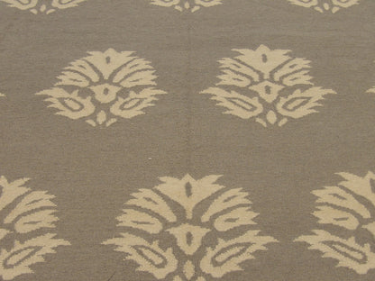 Coastal Flat Weave Indoor/Outdoor Beach rug border detail