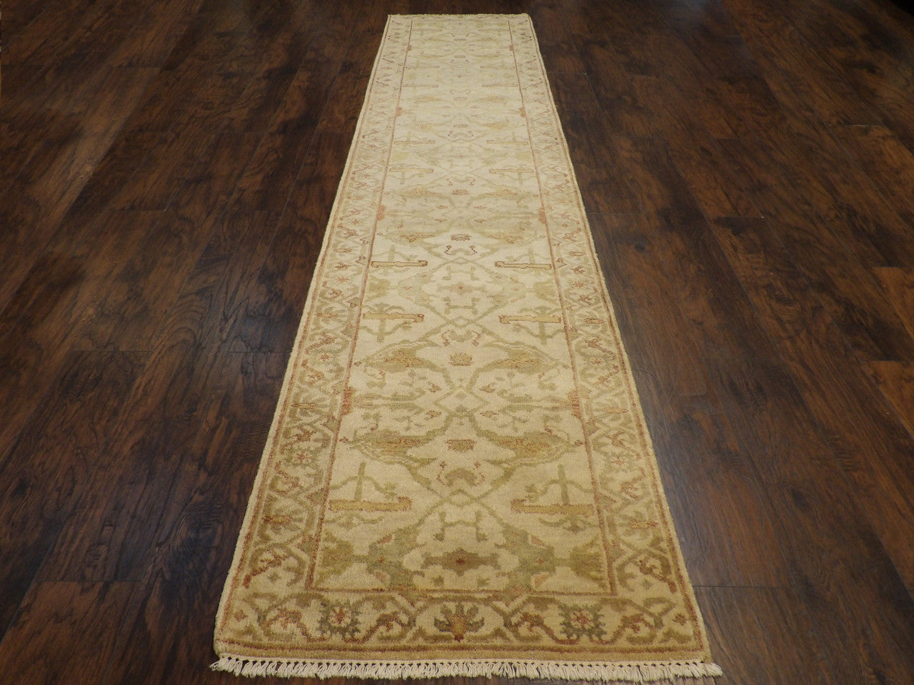 Close-up of wool pile, Gold rug