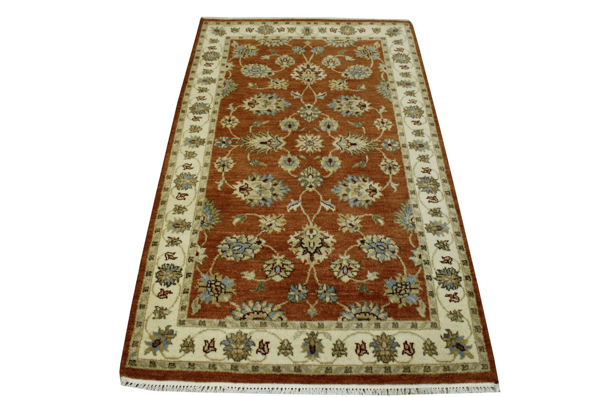 Oushak Agra Chobi pattern detail