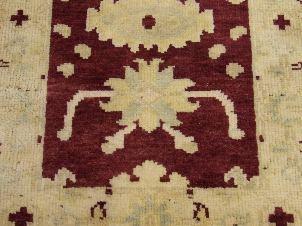 Oushak rug border detail