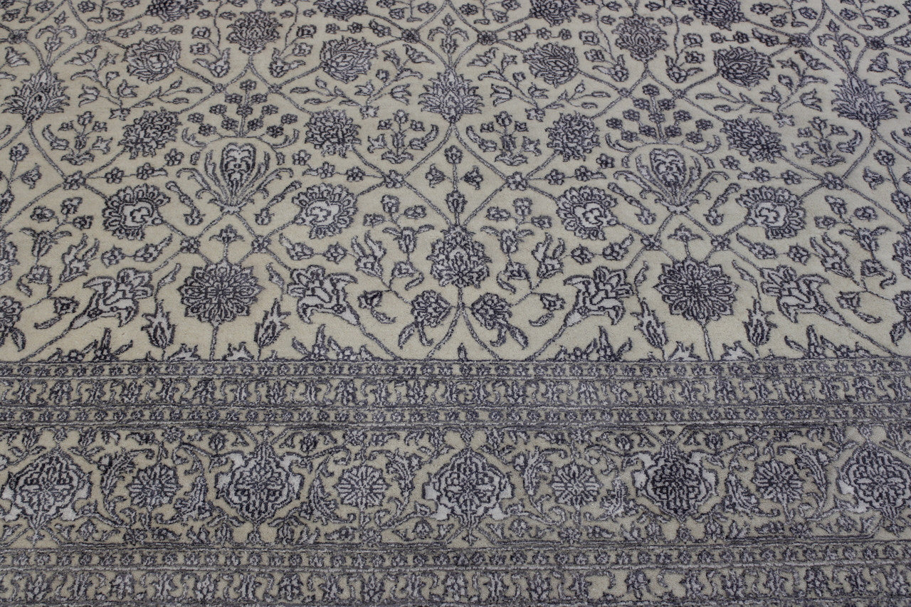 Traditional Haji Jalili rug corner detail