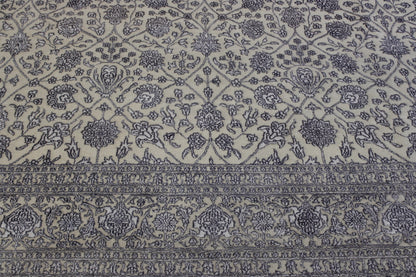 Traditional Haji Jalili rug corner detail