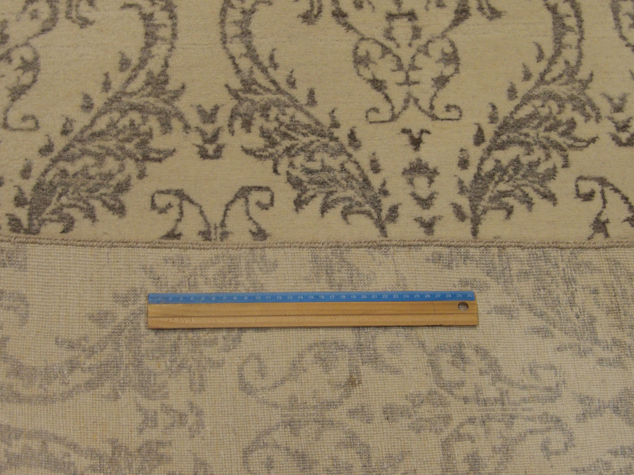Gray & Ivory Transitional Damask Floral Design rug in room setting