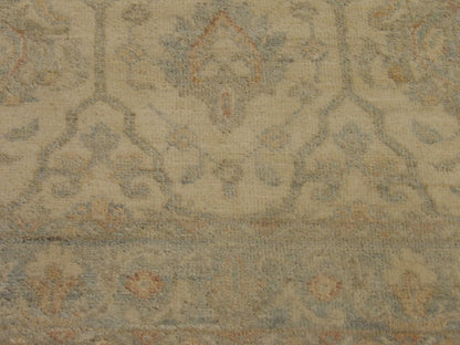 Oushak runner border detail