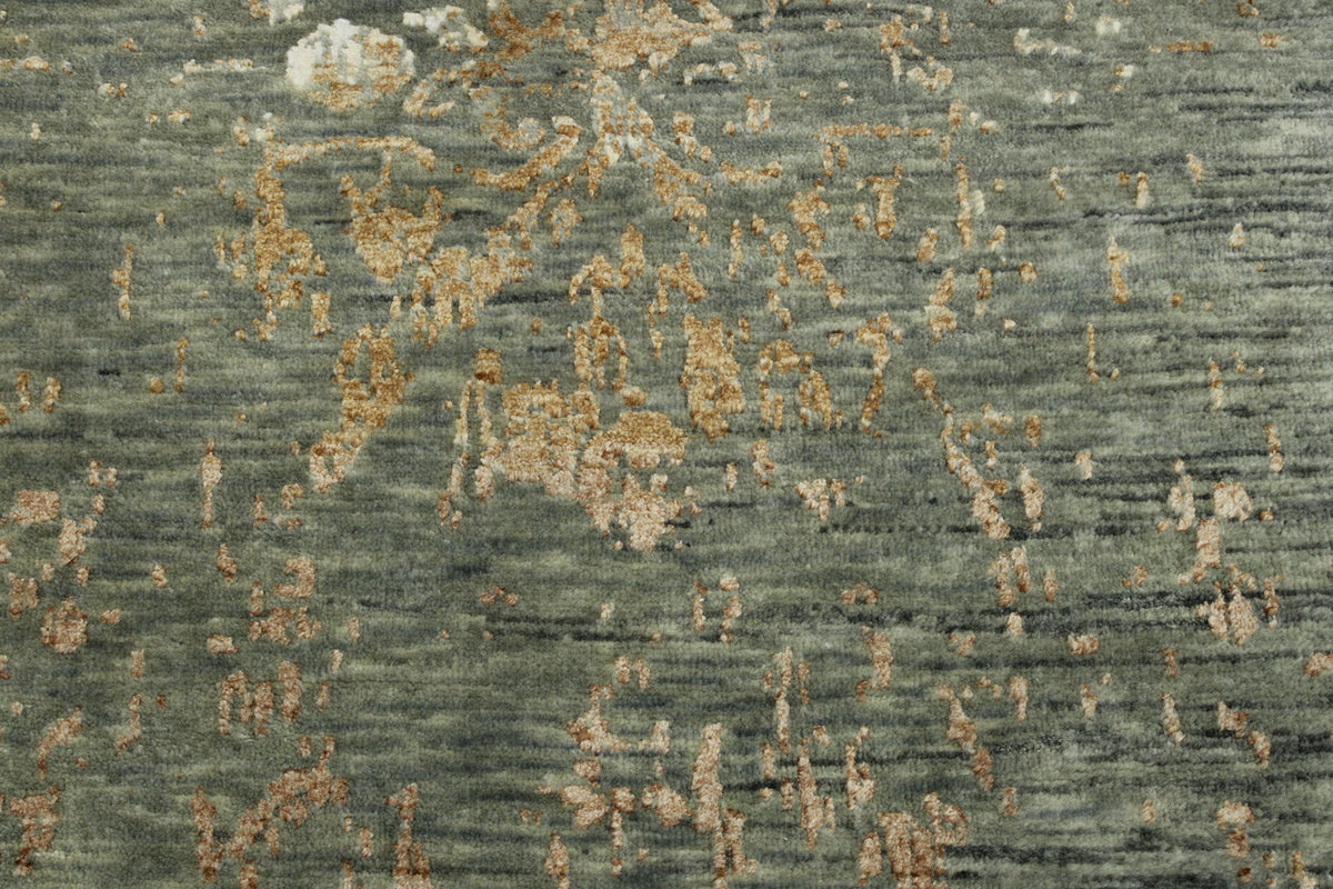 Transitional Abstract Broken Design rug border detail