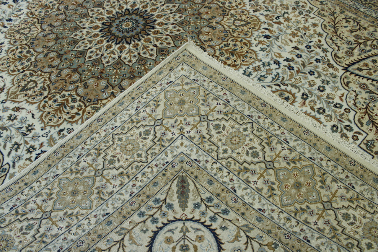 Traditional Fine Qum pattern detail