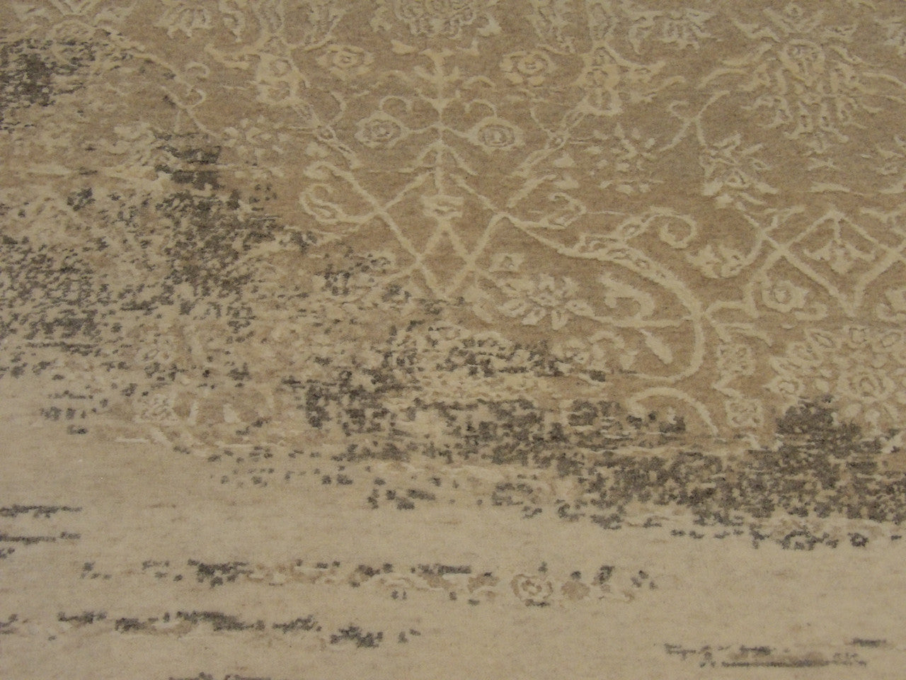 Modern Tibetan Sari Night Design rug border detail