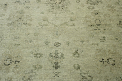 Oushak Ziegler rug corner detail