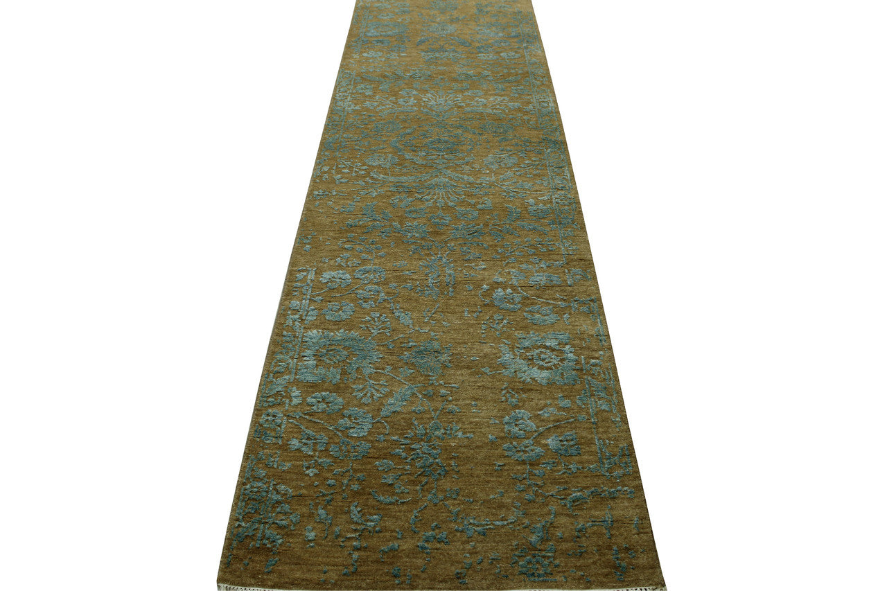 Teal 2'9" x 10'3" Transitional Abstract Broken Design Hand knotted Wool/Silk Rug - Sku: w20163